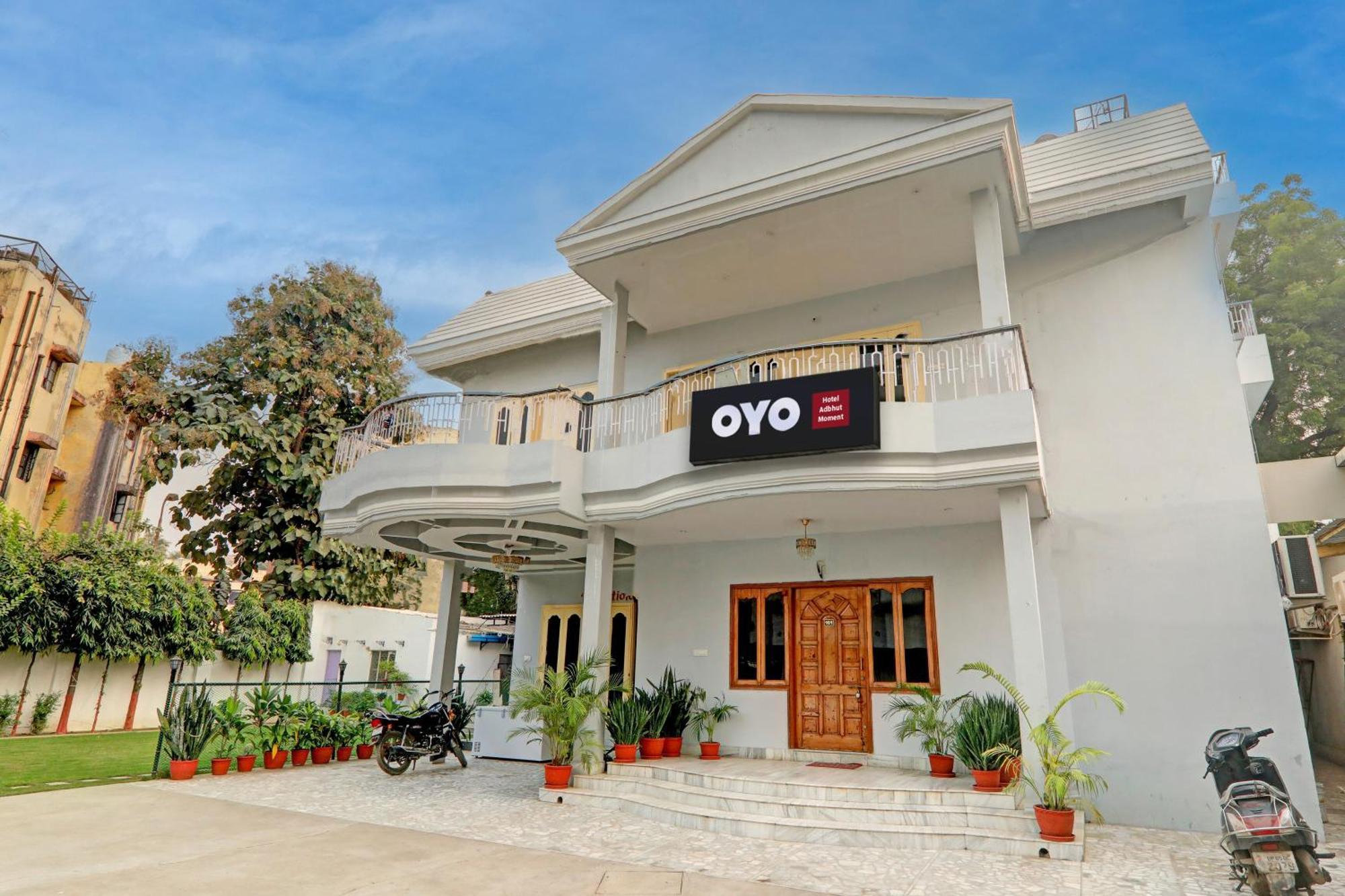 Hotel O Flagship Adbhut Moment Hotel Varanasi Esterno foto